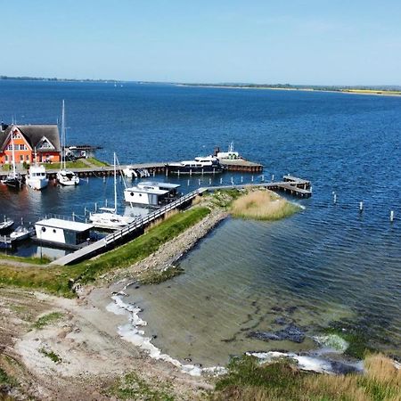 Hausboote Und Fewo Vieregge المظهر الخارجي الصورة
